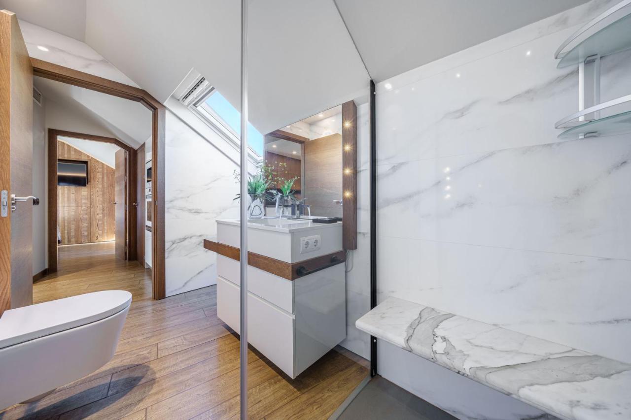Apartamentos Gibralfaro Centro Malaga Luaran gambar