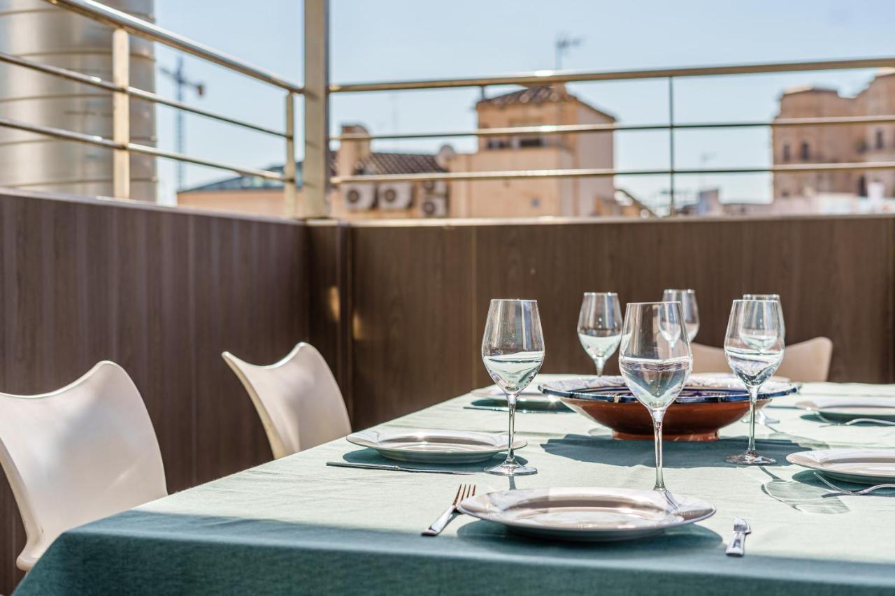 Apartamentos Gibralfaro Centro Malaga Luaran gambar